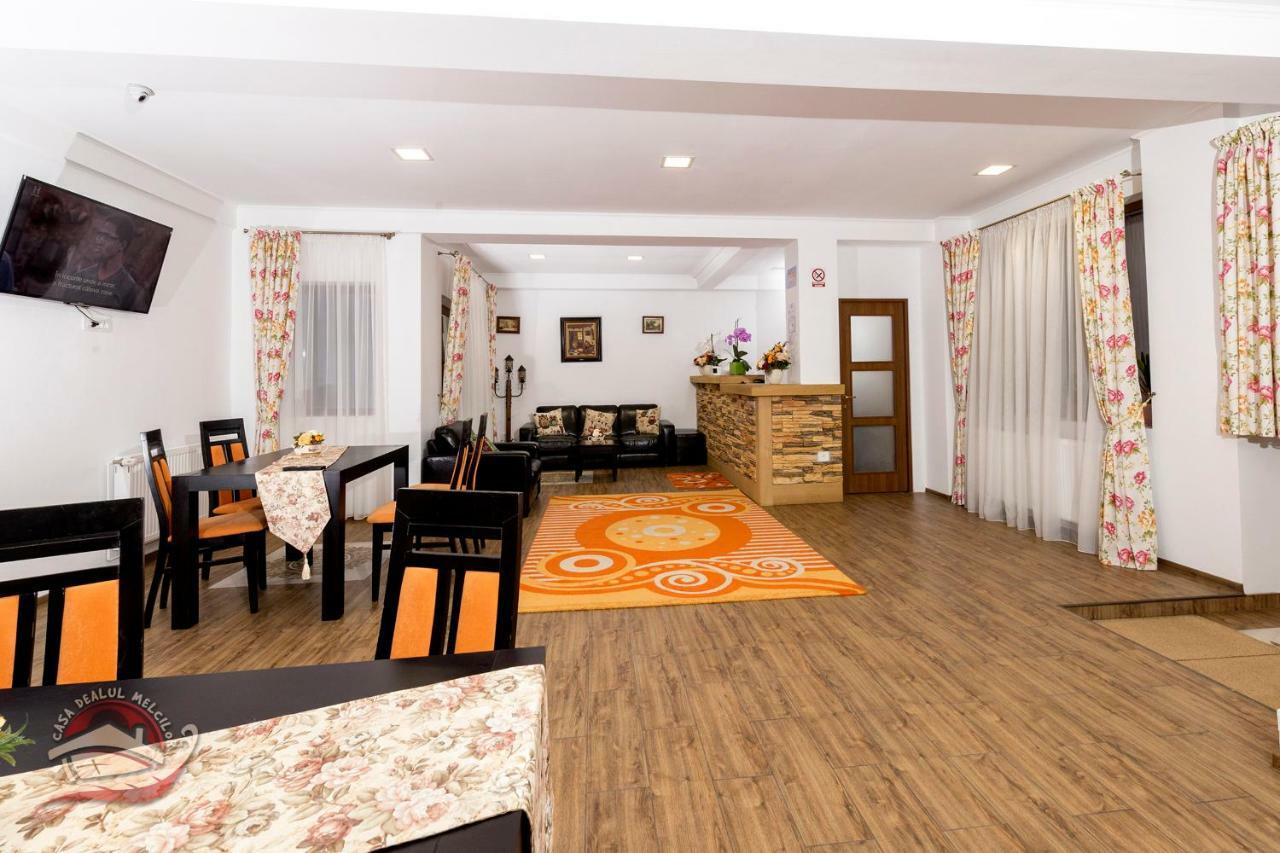 فندق براشوففي  Casa Dealul Melcilor المظهر الخارجي الصورة