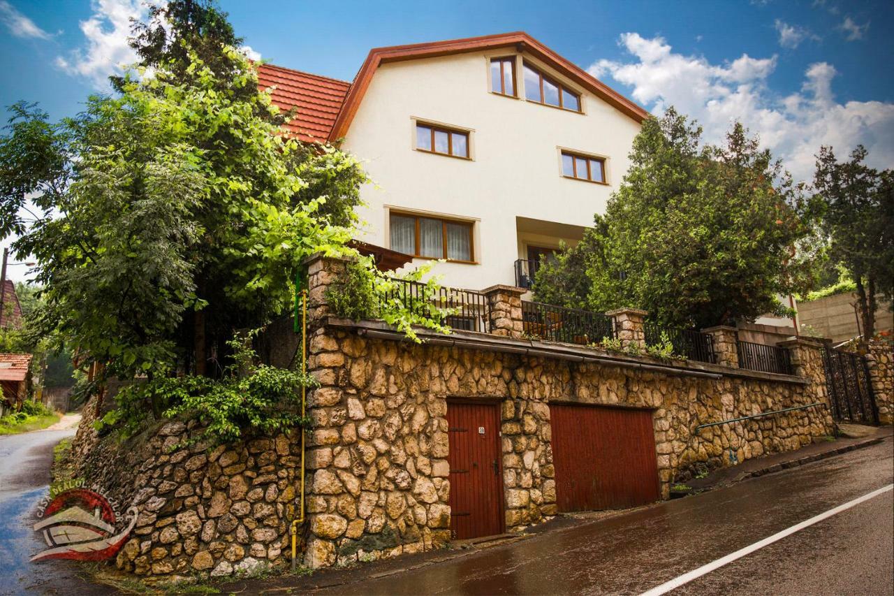 فندق براشوففي  Casa Dealul Melcilor المظهر الخارجي الصورة