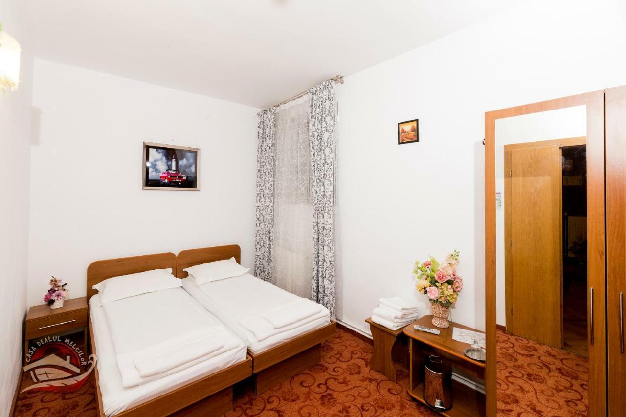 فندق براشوففي  Casa Dealul Melcilor المظهر الخارجي الصورة