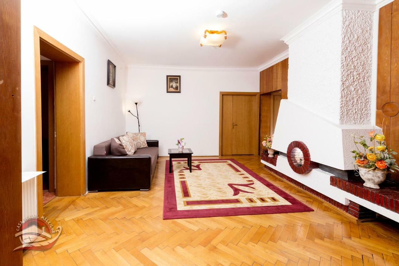 فندق براشوففي  Casa Dealul Melcilor المظهر الخارجي الصورة