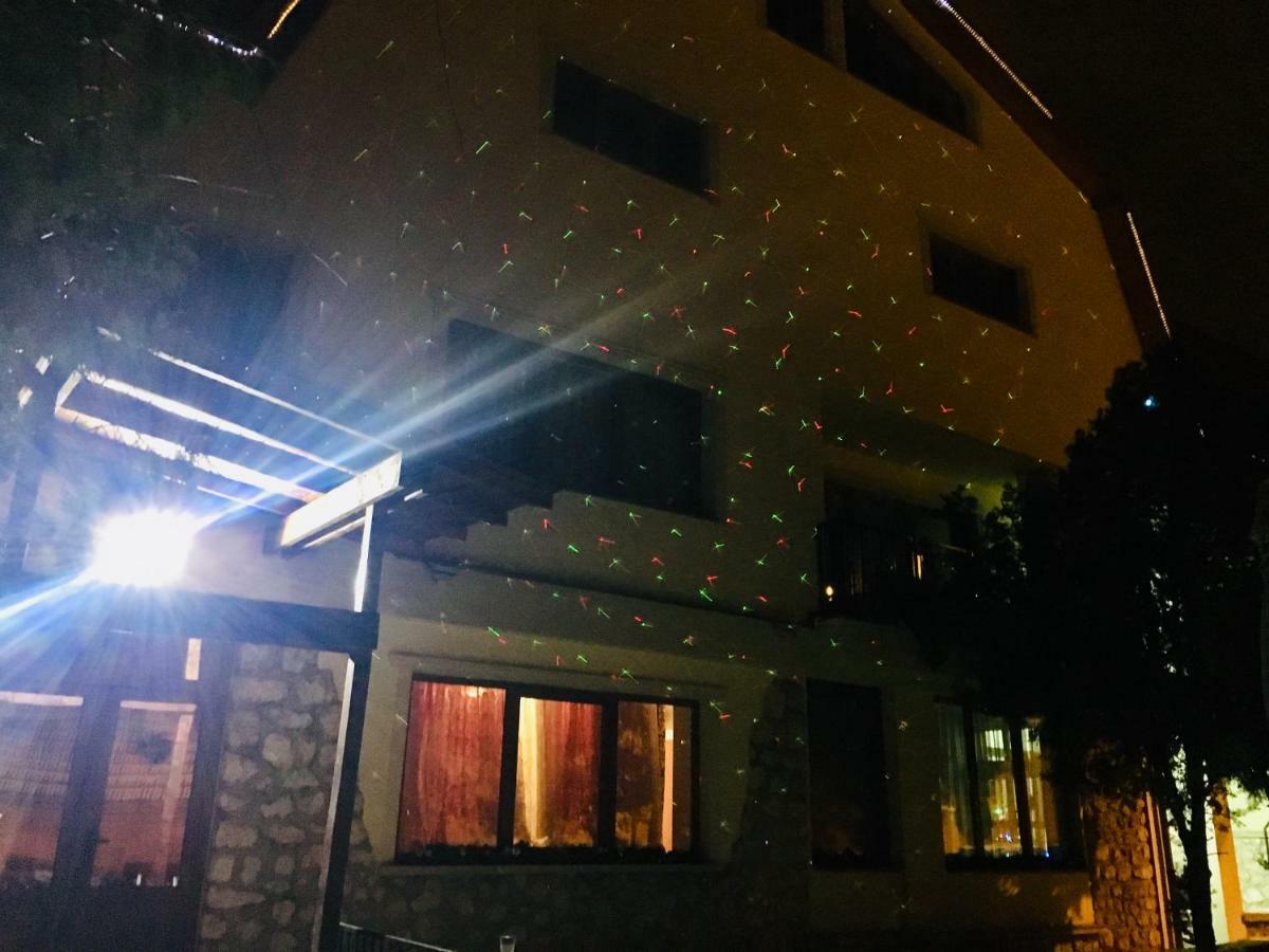 فندق براشوففي  Casa Dealul Melcilor المظهر الخارجي الصورة